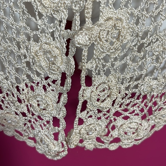 Open knit/ crochet cardigan. - Picture 4 of 7